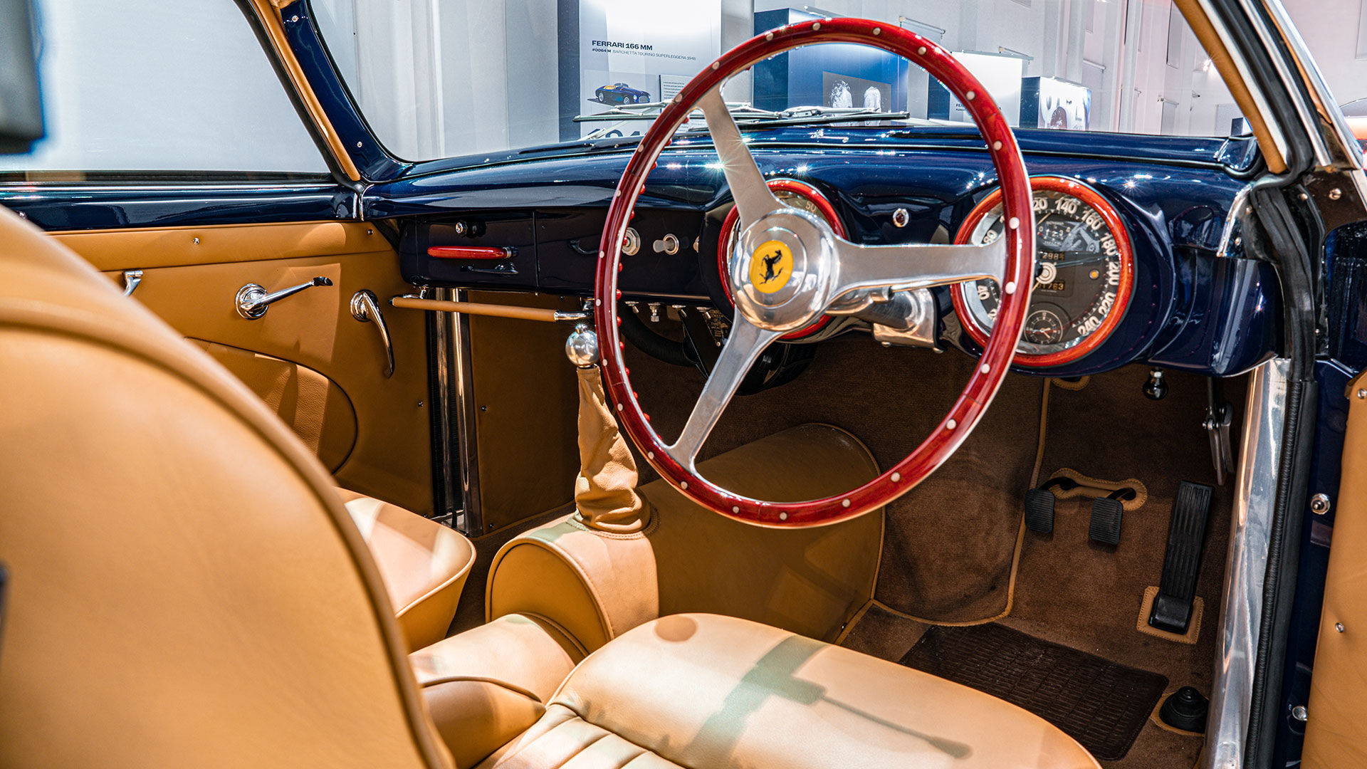 フェラーリ クラッシック ウッドステアリング