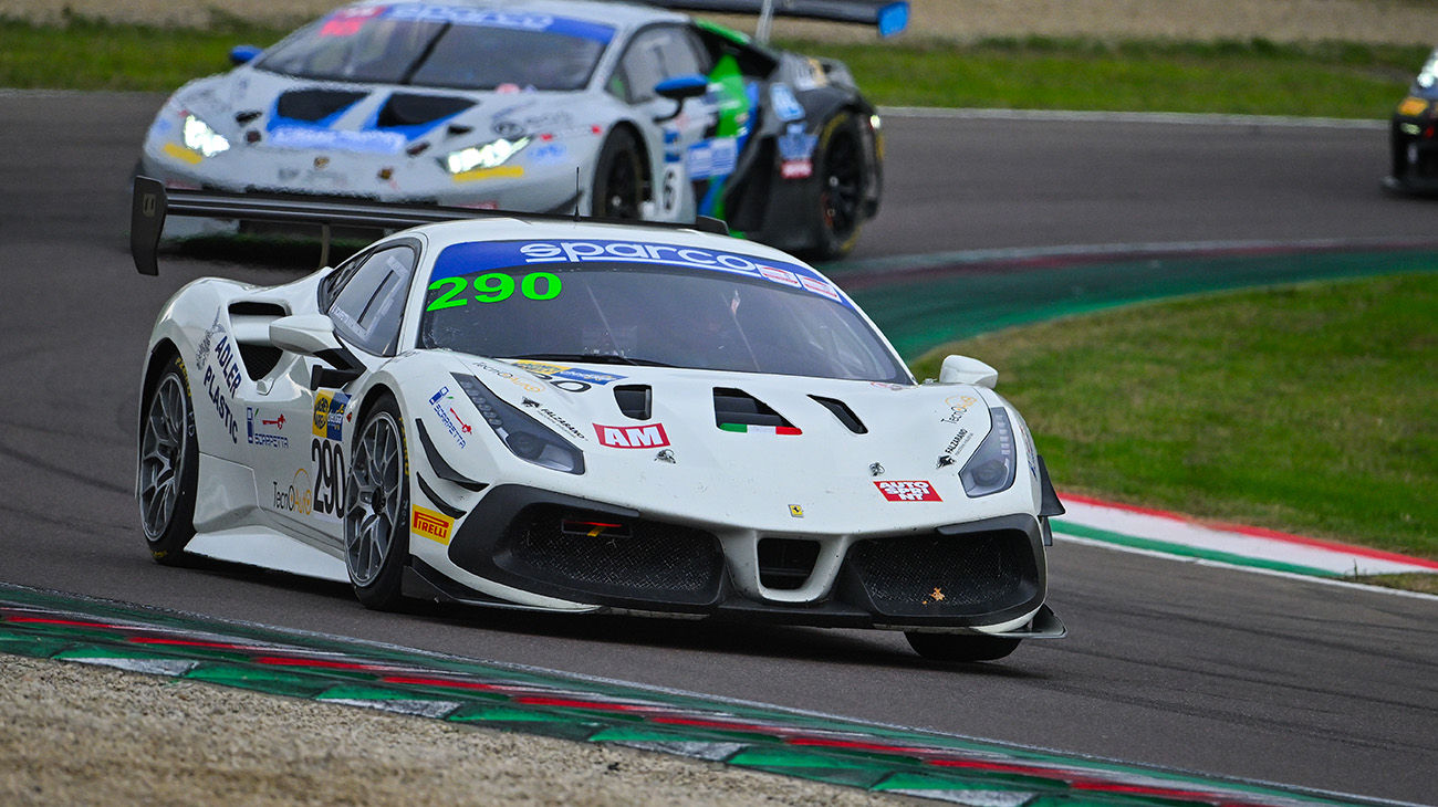 Vincenzo Scarpetta took the Italian GT Cup Am title in the last race of the Italian Gran Turismo Sprint Championship at Imola. Meanwhile, Visiom’s Ferrari claimed the UGT3A category title in the Ultimate Cup Series in France.