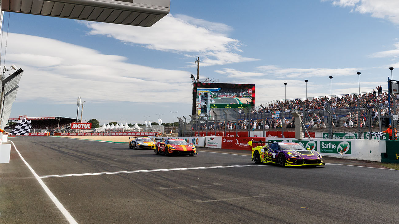 Viol triumphs in Race-1 at Le Mans